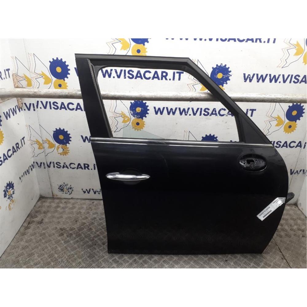 Porta Anteriore Destro