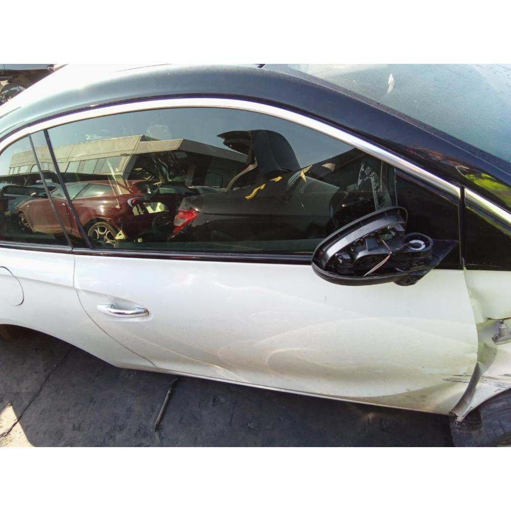 Porta Anteriore Destro