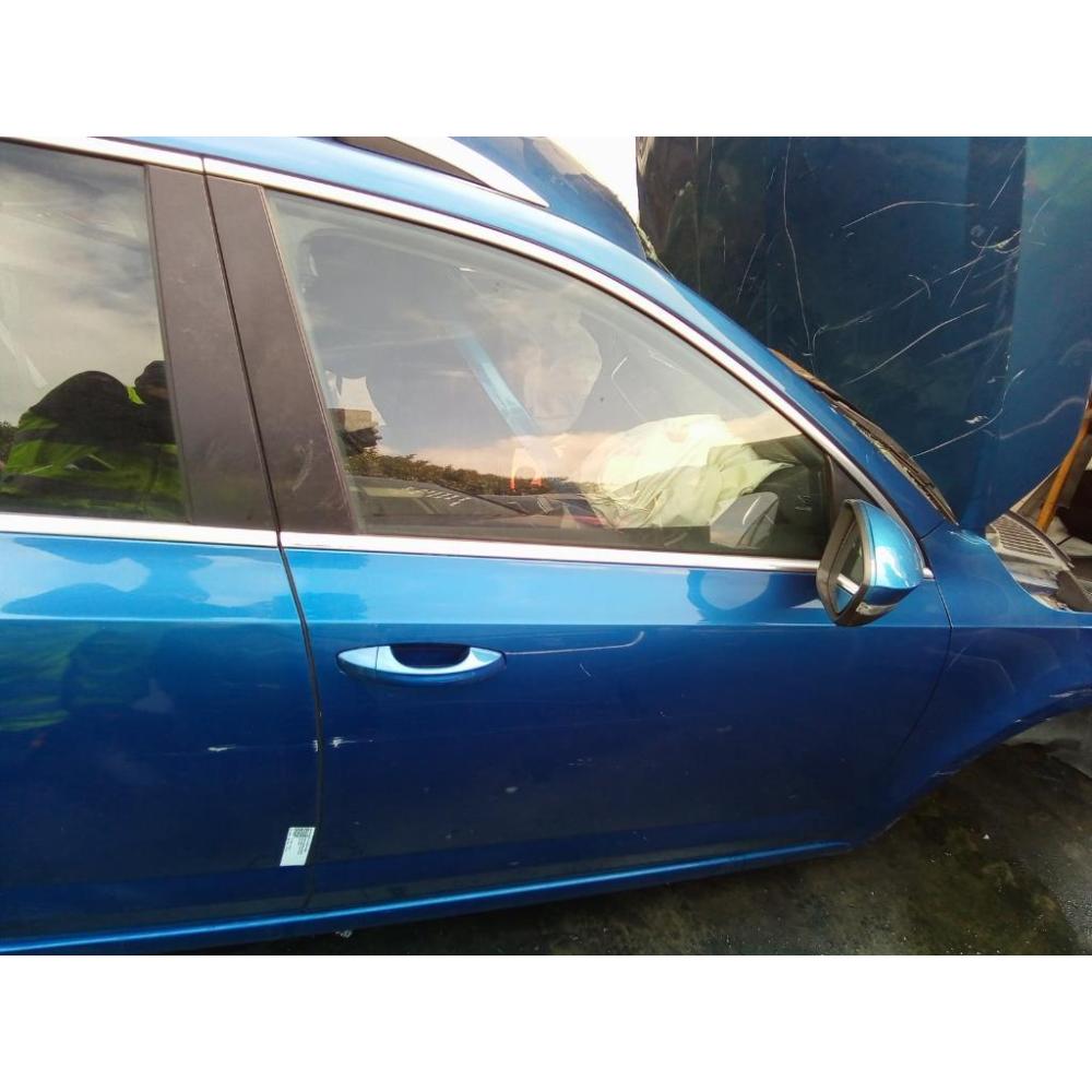 Porta Anteriore Destro