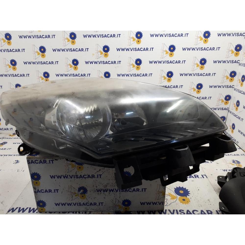 Proiettore Anteriore Destro