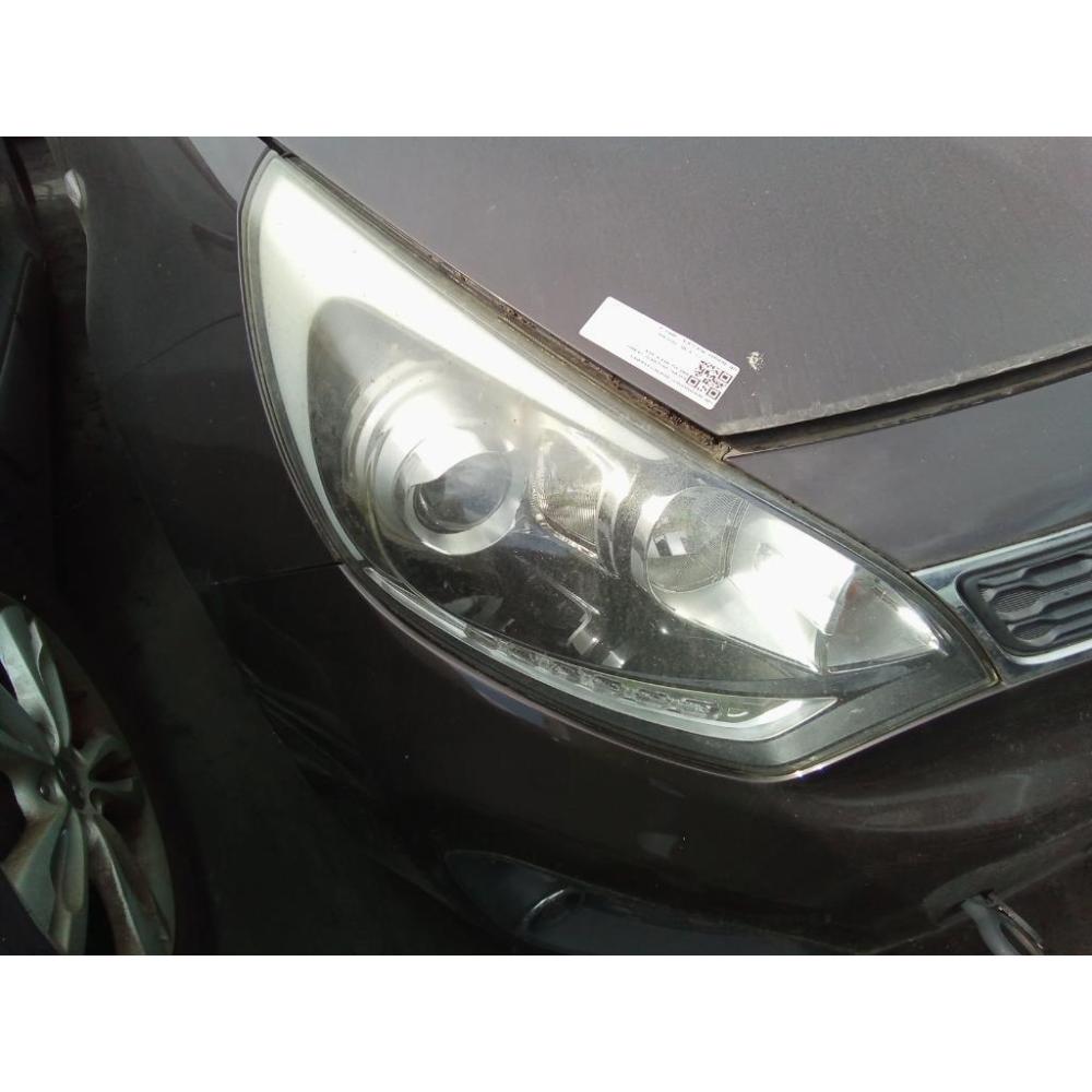 Proiettore Anteriore Destro