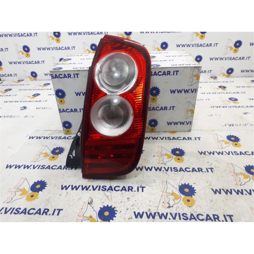 Fanale Posteriore Destro Usato Dal 2005 Nissan Micra Cc (2003)