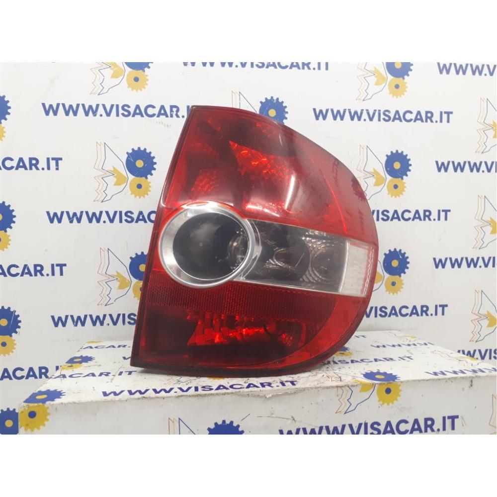 Fanale Posteriore Destro Usato Dal 2005 Al 2011 Volkswagen Fox (2004)