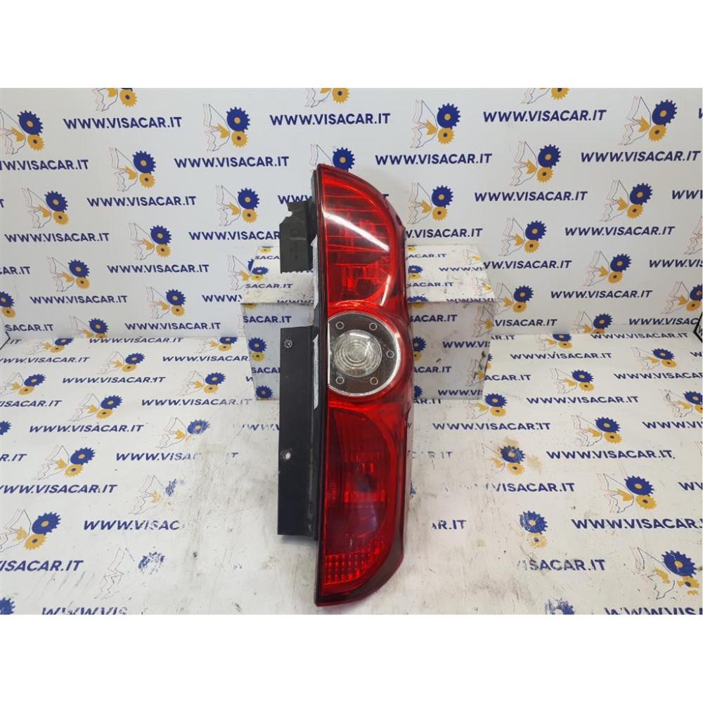 Fanale Posteriore Sinistro Usato Dal 2009 Fiat Doblò «Iii» Cargo (2010)