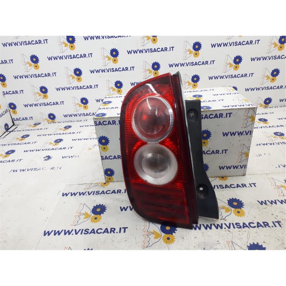Fanale Posteriore Sinistro Usato Dal 2005 Nissan Micra Cc (2003)