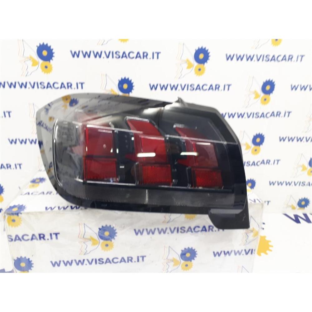 Fanale Posteriore Sinistro Usato Dal 2019 Peugeot 208 «Ii» (2019)