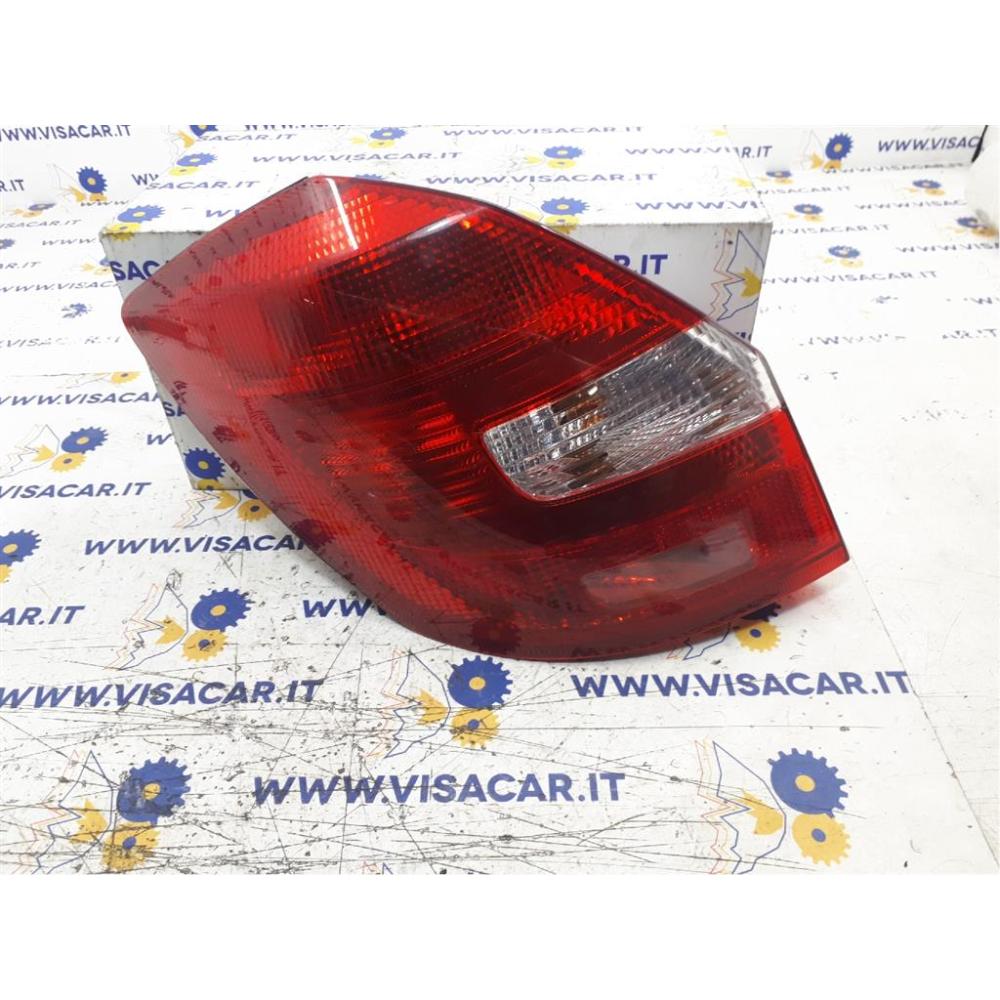 Fanale Posteriore Sinistro Usato Dal 2007 Al 2015 Skoda Fabia «545» Sw (2007)
