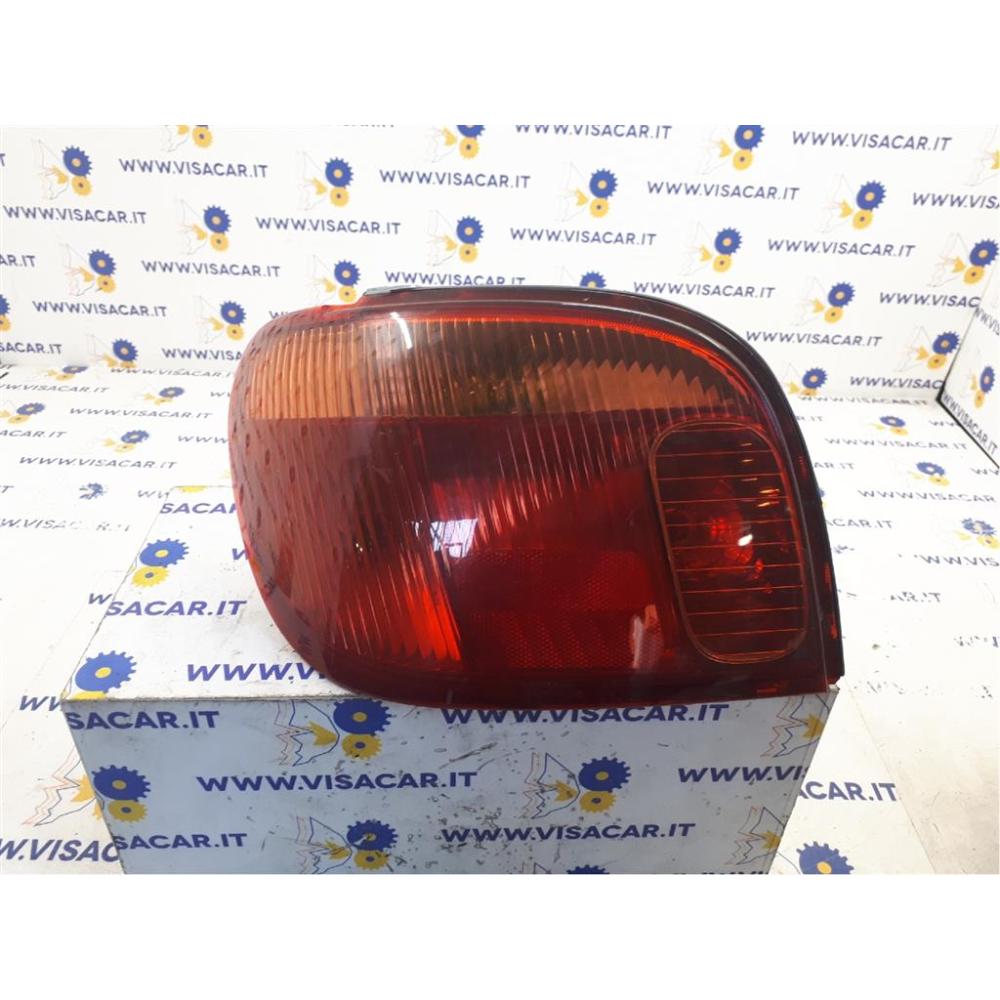 Fanale Posteriore Sinistro Usato Dal 2001 Al 2005 Toyota Yaris (France ) «I» (2002)