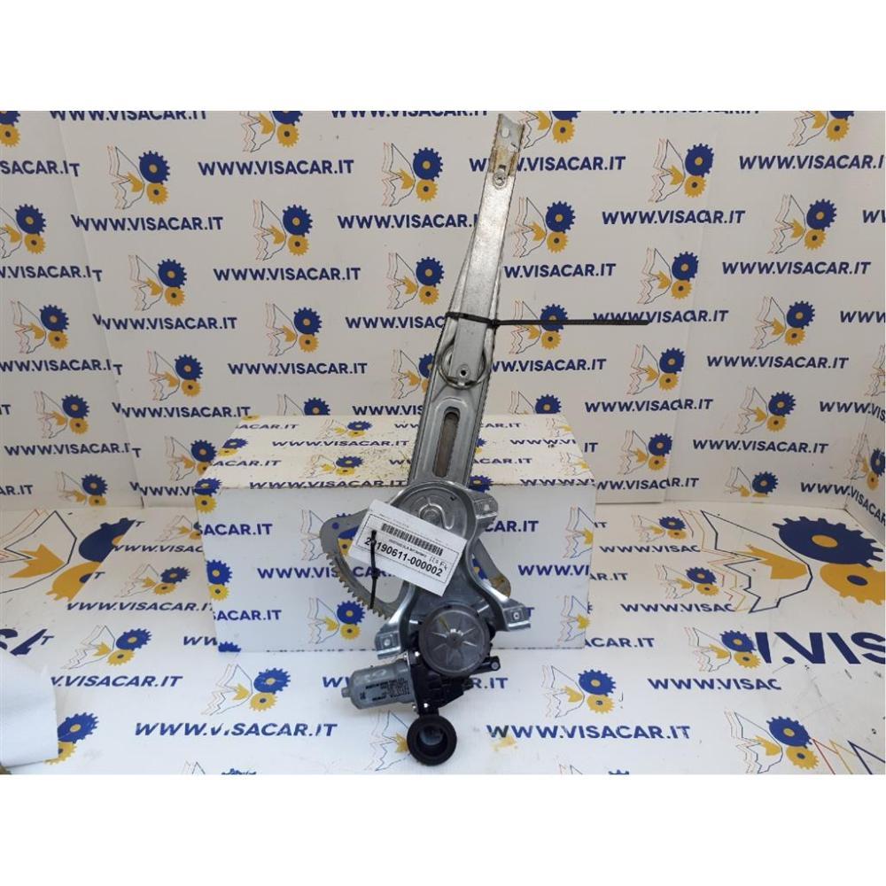 Alzacristallo Porta Anteriore Destro Usato Dal 2012 Toyota Auris Touring Sports (2013)