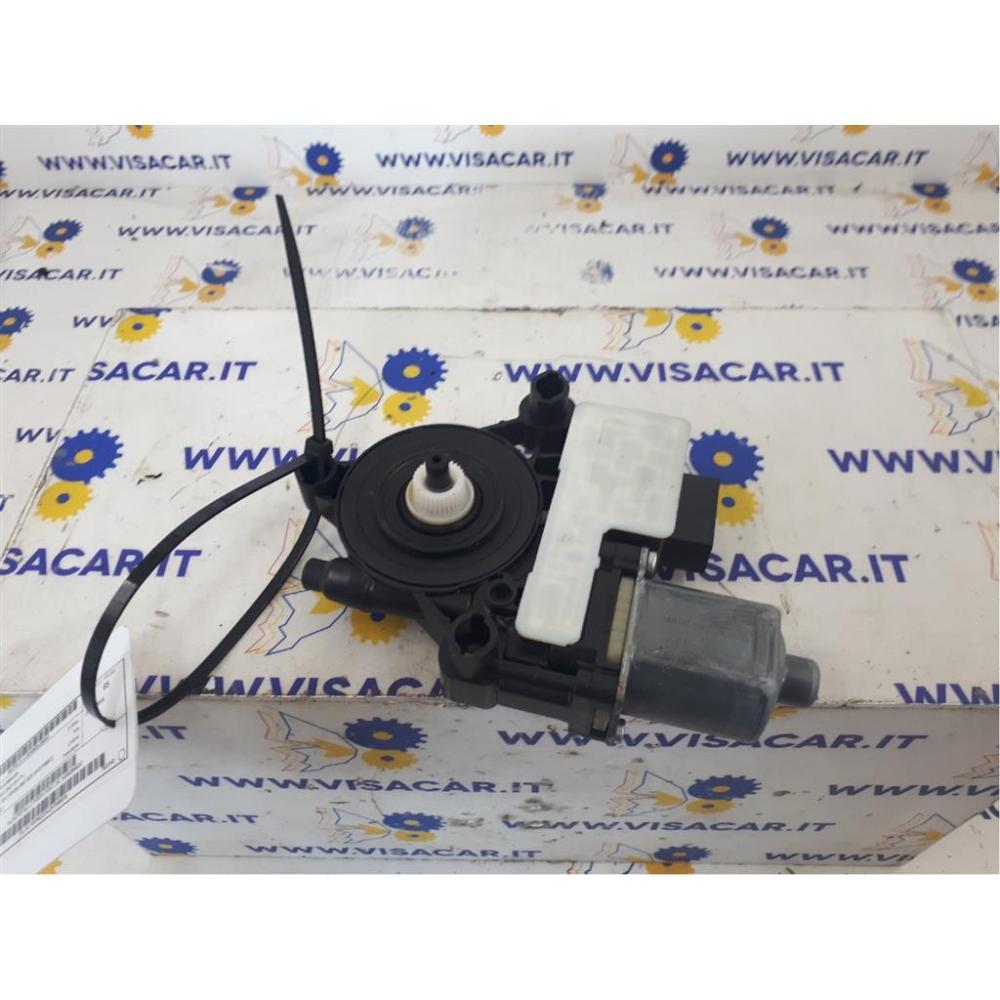 Alzacristallo Porta Anteriore Destro Usato Dal 2017 Volkswagen Golf «Vii» (2017)