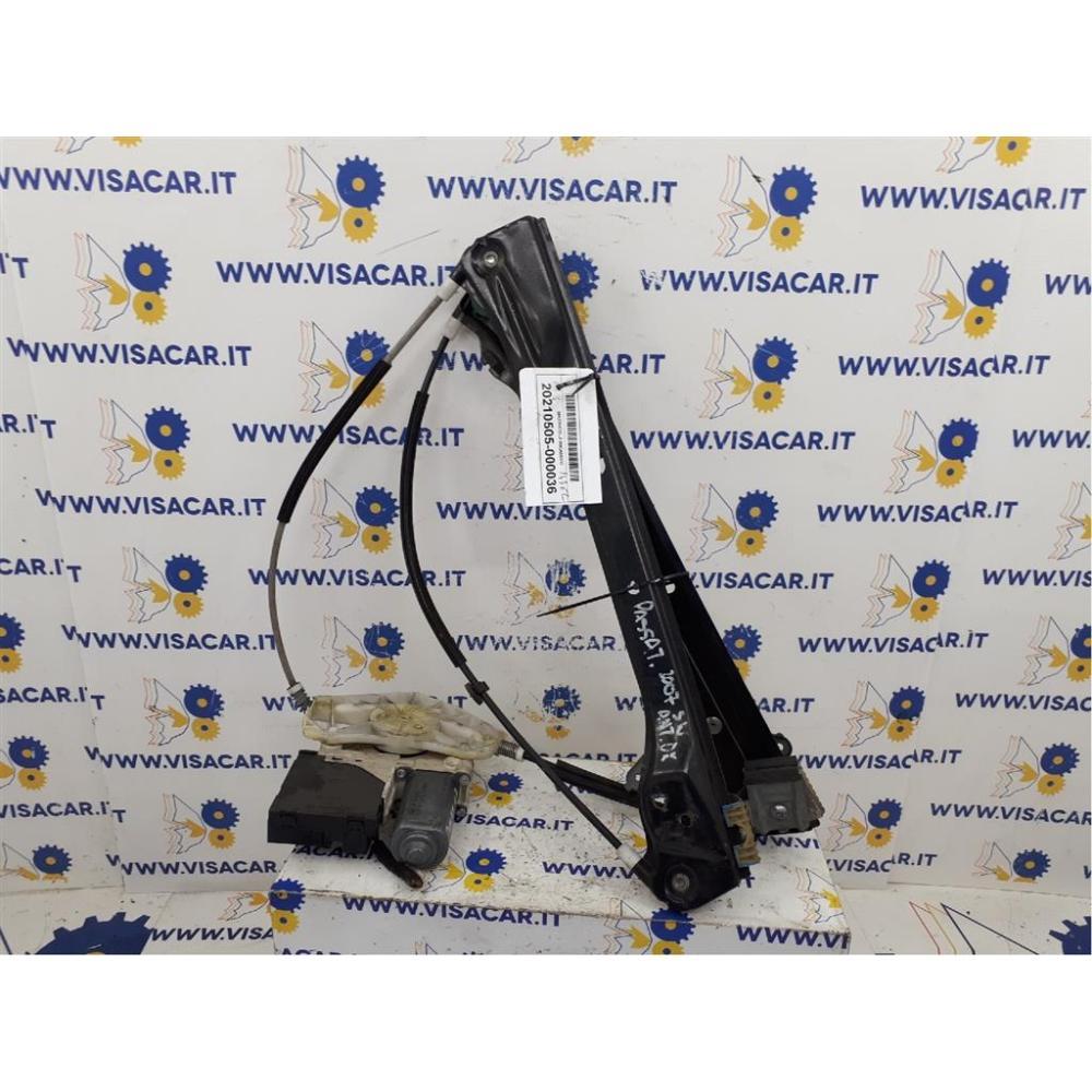 Alzacristallo Porta Anteriore Destro Usato Dal 2005 Al 2010 Volkswagen Passat «V» Variant (2005)