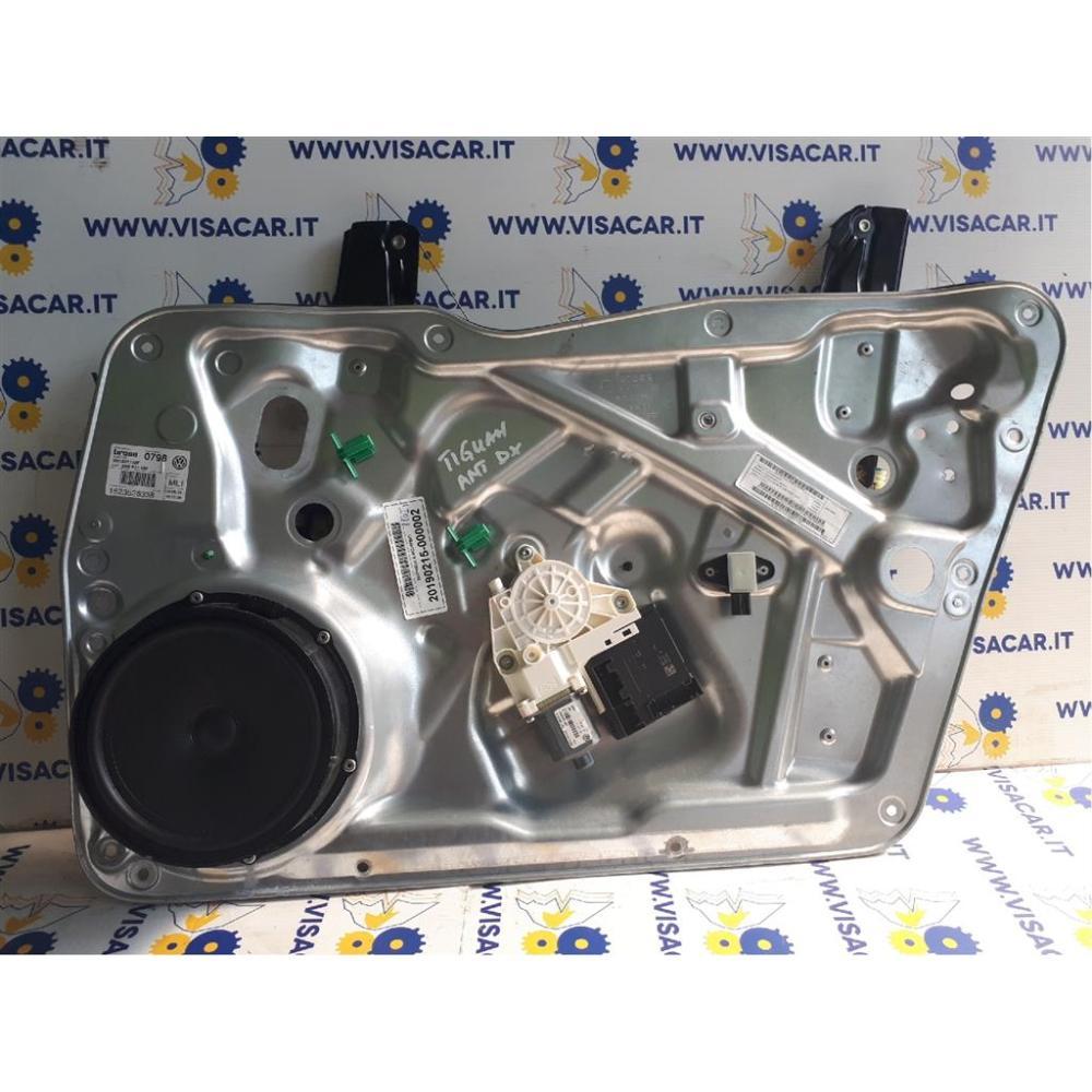 Alzacristallo Porta Anteriore Destro Usato Dal 2011 Volkswagen Tiguan «I» (2011)