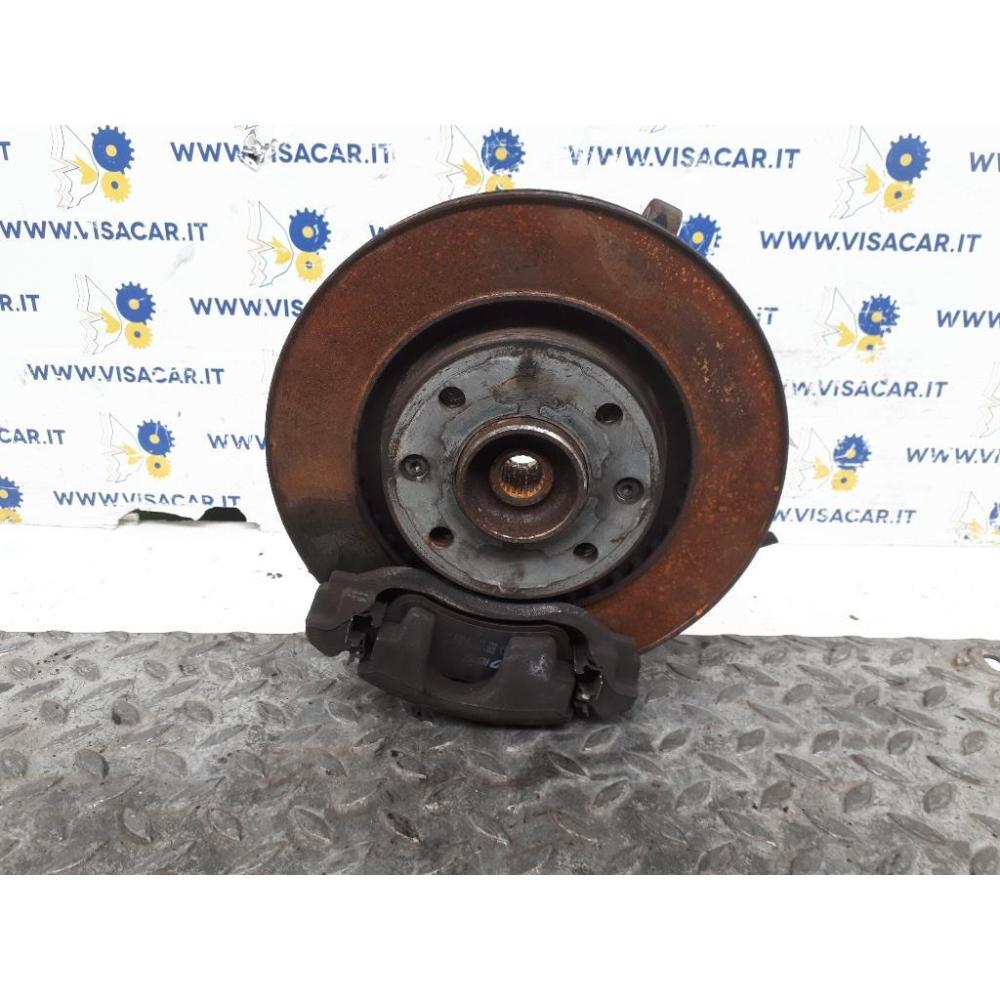 Mozzo Ruota Anteriore Destro Usato Dal 2012 Al 2015 Peugeot 208 «I» (2012)