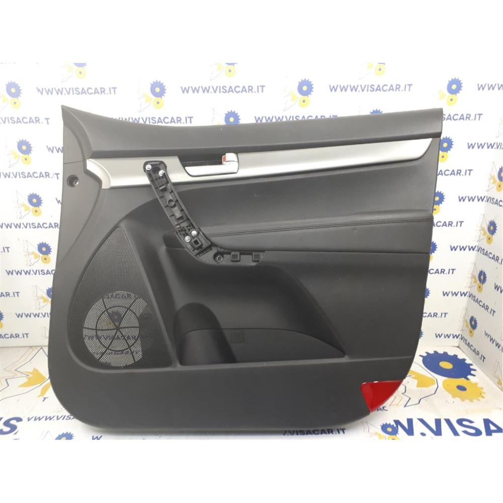 Pannello Rivestimento Porta Anteriore Destro Usato Dal 2009 Kia Sorento «Iii» (2010)