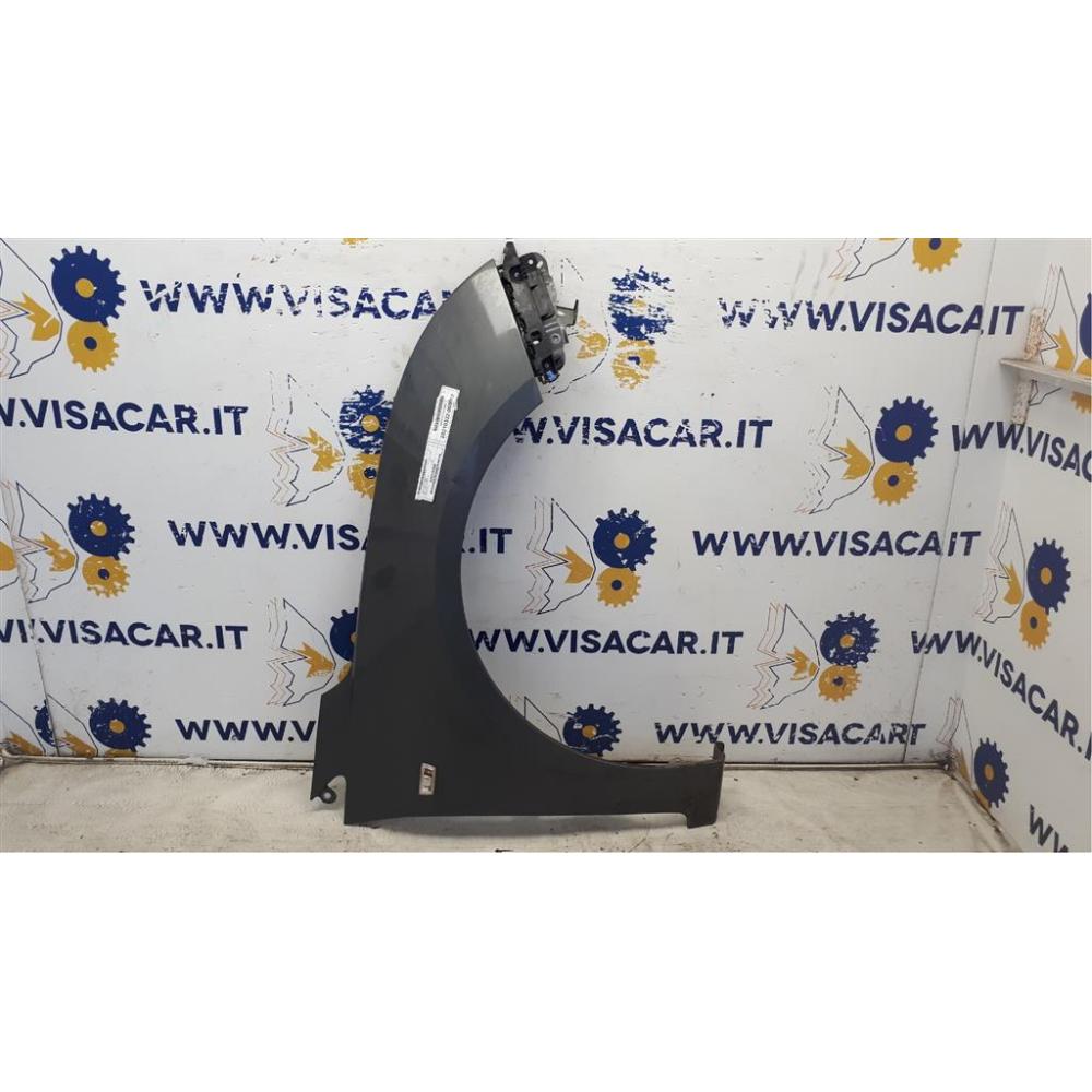 Parafango Anteriore Destro Usato Dal 2009 Chevrolet Cruze (2009)