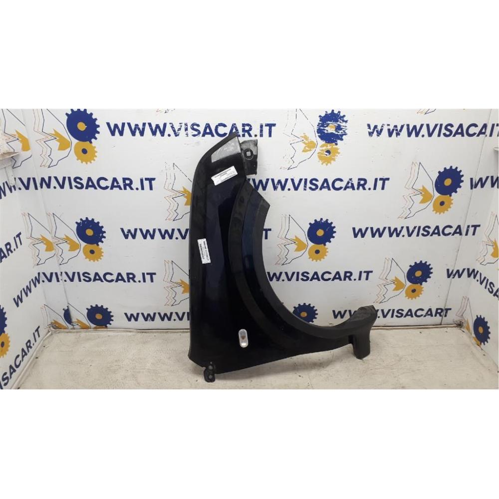 Parafango Anteriore Destro Usato Dal 2002 Ford Fusion (2002)