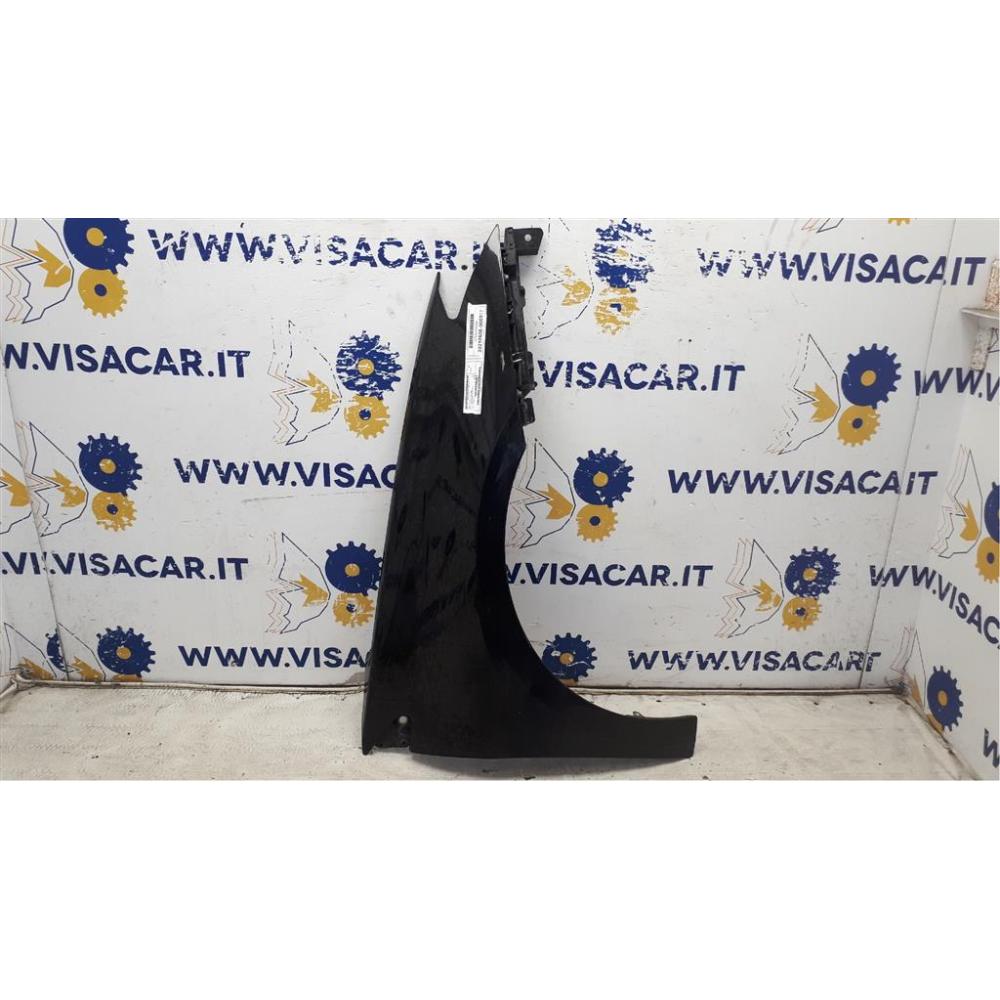 Parafango Anteriore Destro Usato Dal 2007 Renault Laguna «Iii» Sw (2008)