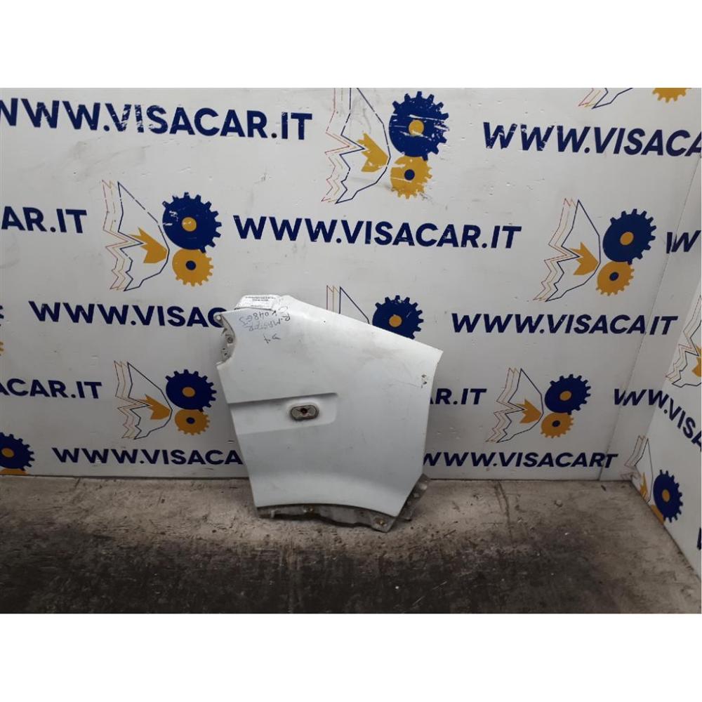 Parafango Anteriore Destro Usato Dal 2003 Al 2006 Renault Master «Iii» (2006)