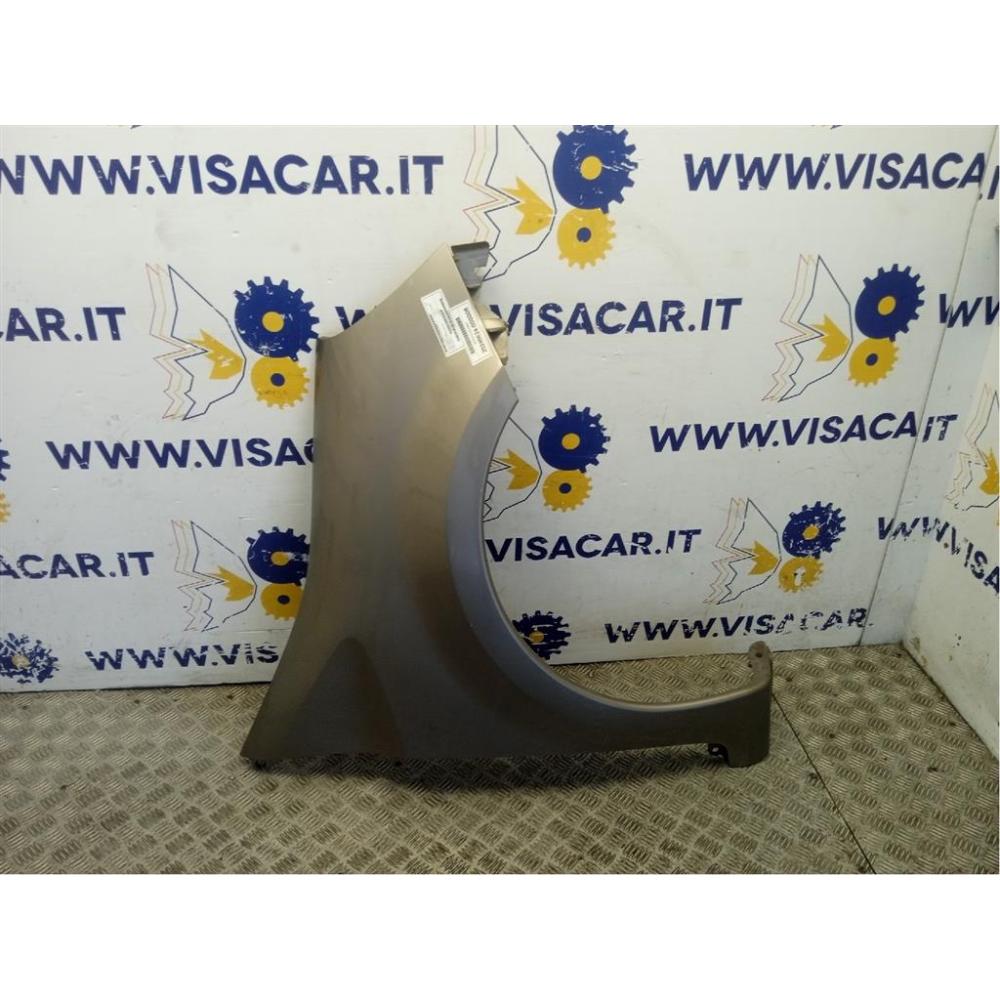 Parafango Anteriore Destro Usato Dal 2008 Al 2013 Renault Modus (2005)
