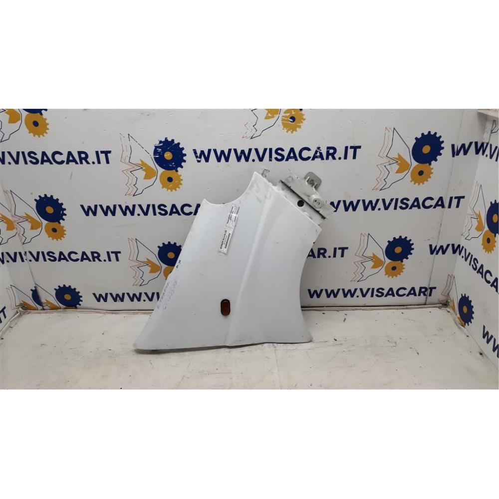 Parafango Anteriore Destro Usato Dal 2001 Al 2006 Renault Trafic «Iii» (2001)