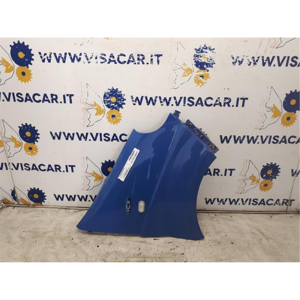 Parafango Anteriore Destro Usato Dal 2006 Al 2010 Renault Trafic «Iii» (2007)