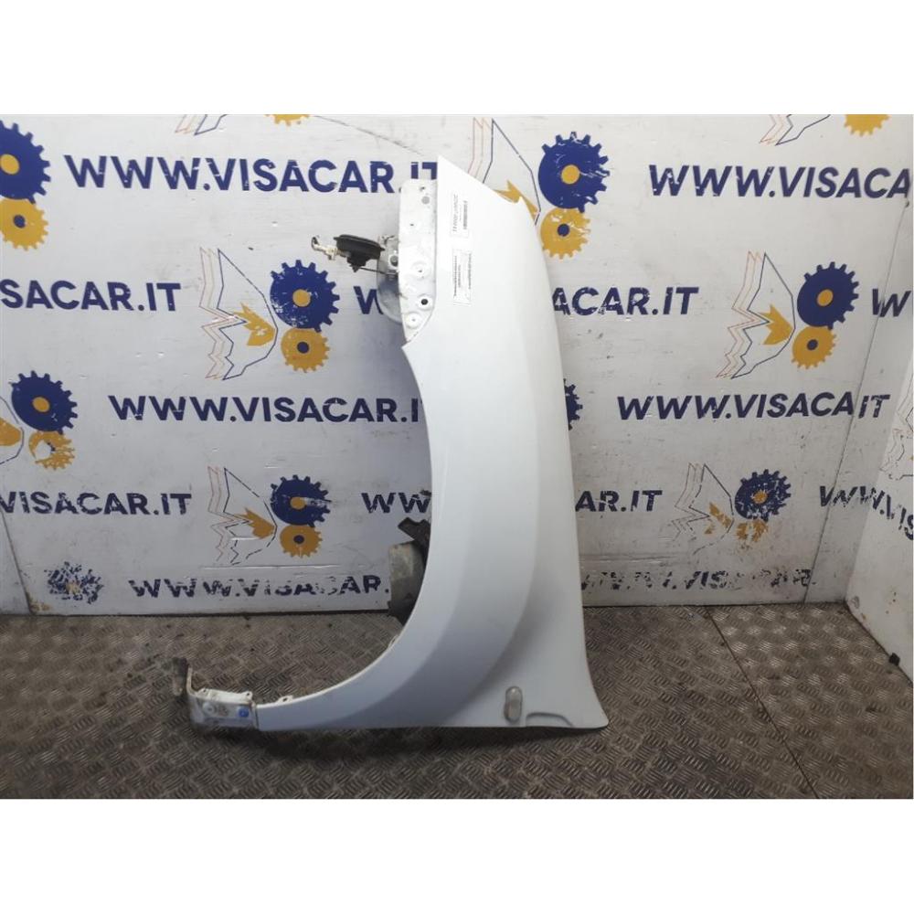 Parafango Anteriore Sinistro Usato Dal 2010 Al 2013 Dacia Duster «I» (2010)