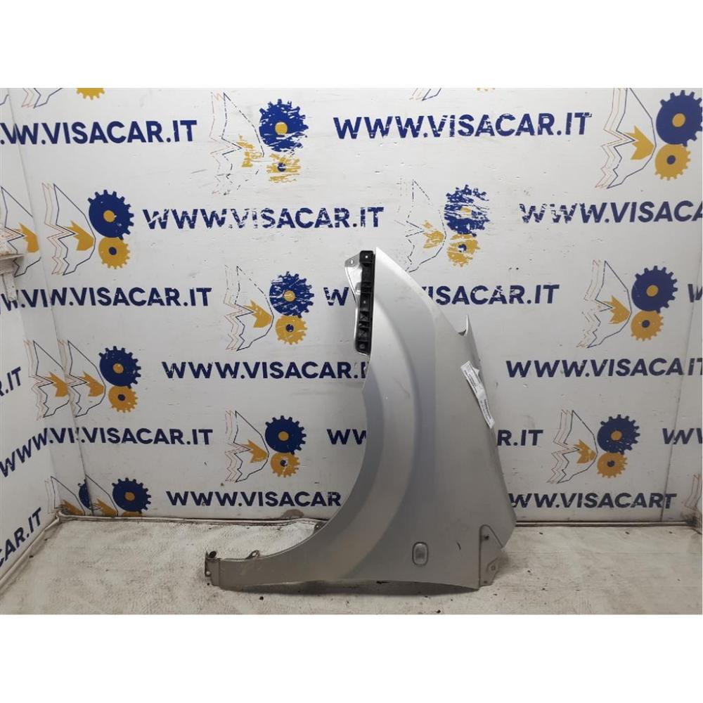 Parafango Anteriore Sinistro Usato Dal 2004 Al 2009 Toyota Corolla Verso «Ii» (2004)