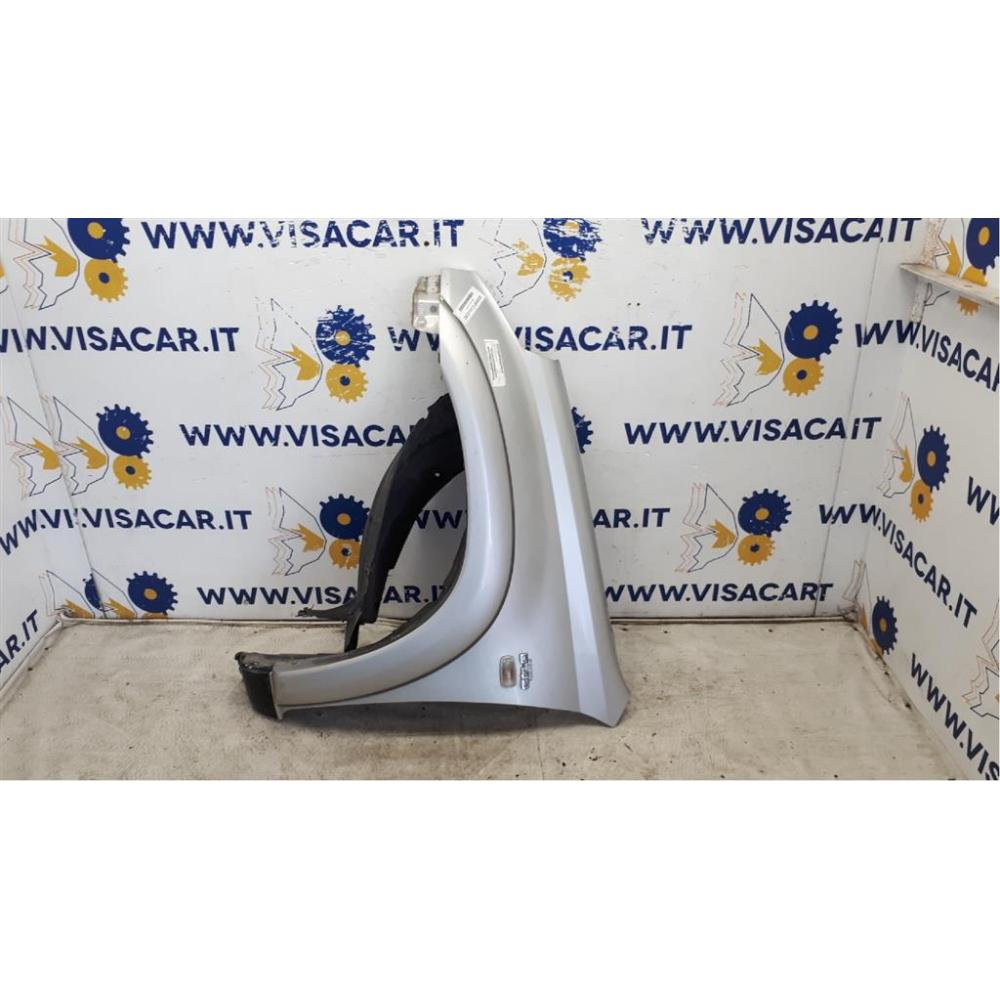 Parafango Anteriore Sinistro Usato Dal 2000 Al 2006 Toyota Rav 4 «Ii» (2000)
