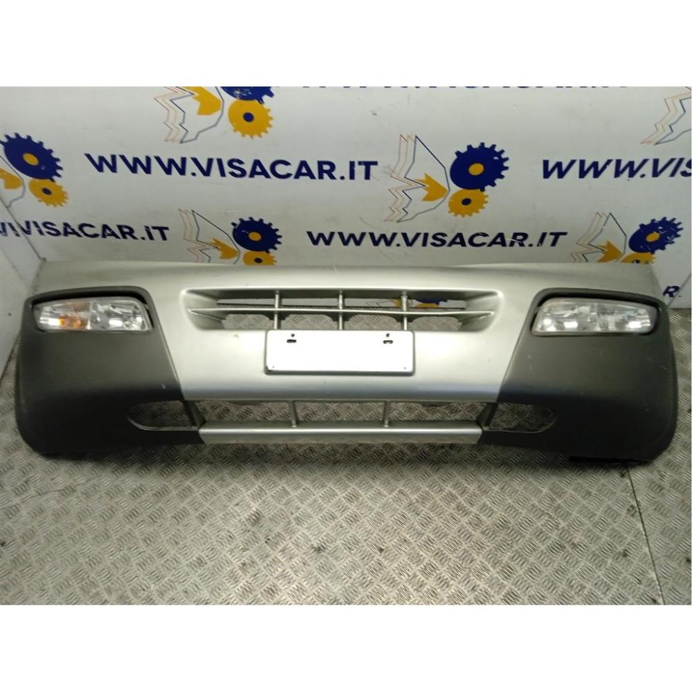 Paraurti Anteriore Usato Dal 2003 Ssangyong Rexton «I» (2003)