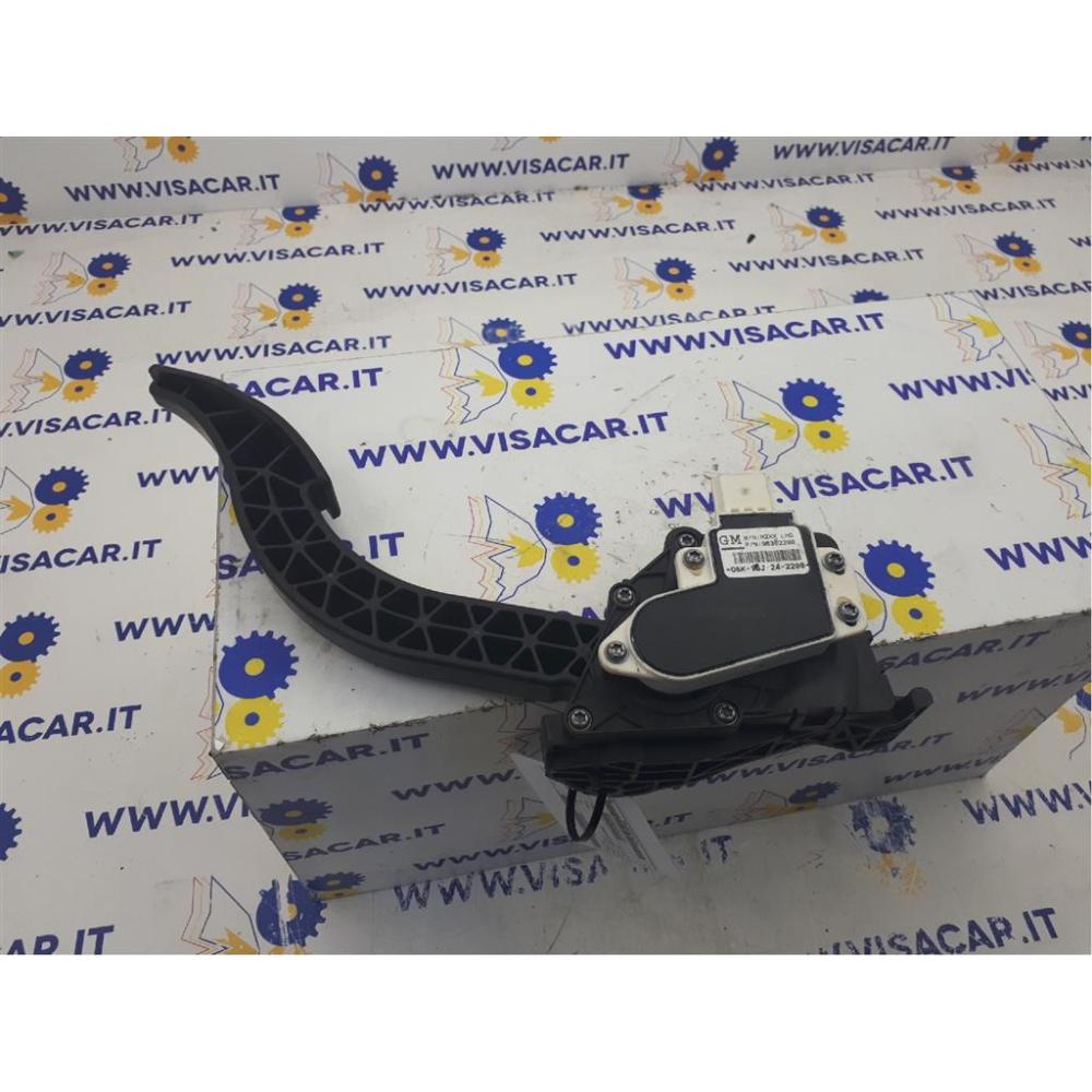 Pedale Acceleratore Usato Dal 2015 Opel Karl (2015)