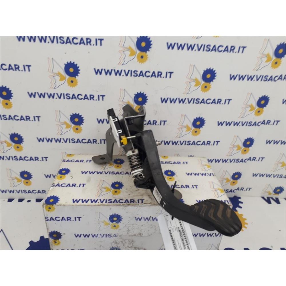 Pedale Frizione Usato Dal 2014 Al 2018 Nissan Qashqai «Ii» (2014)
