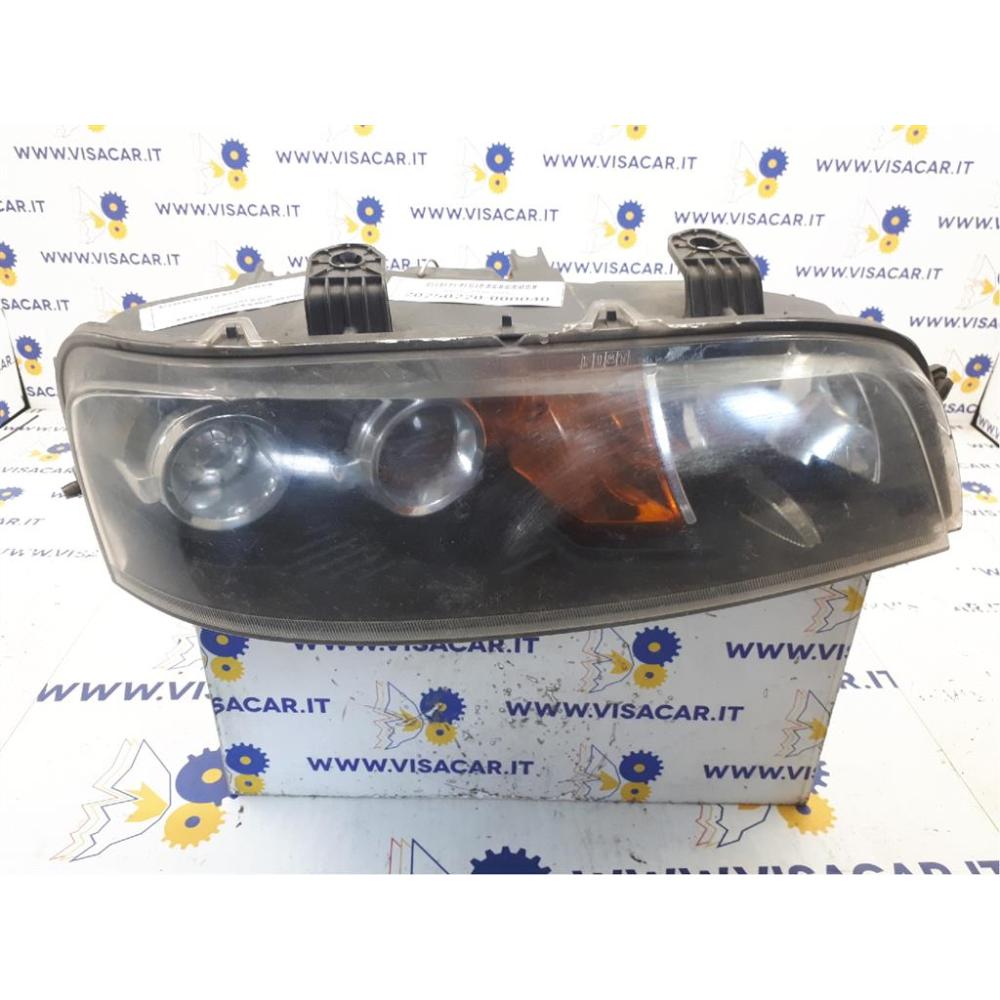 Portalampada Fanale Anteriore Destro Usato Dal 1999 Al 2005 Fiat Punto «Ii» (2000)