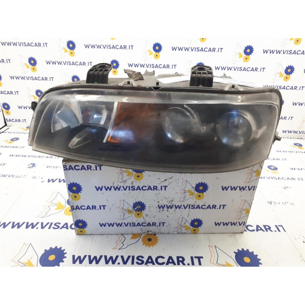 Portalampada Fanale Anteriore Sinistro Usato Dal 1999 Al 2003 Fiat Punto «Ii» (2000)