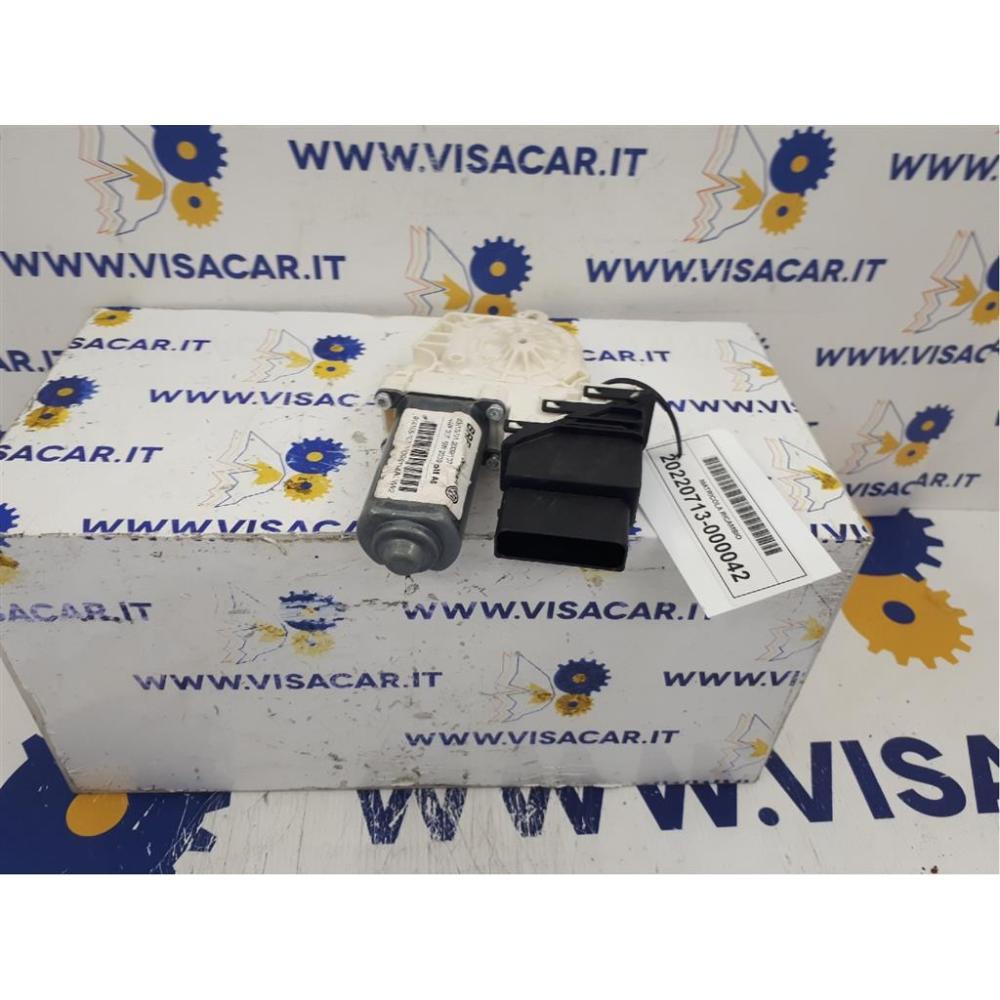 Alzacristallo Porta Posteriore Destro Usato Dal 2008 Volkswagen Golf «Vi» (2009)