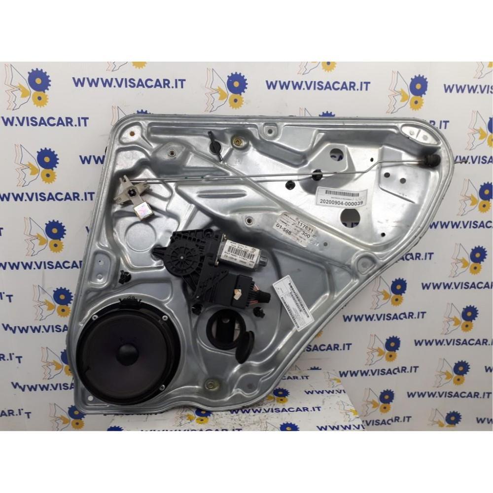 Alzacristallo Porta Posteriore Destro Usato Dal 2000 Al 2006 Volkswagen Passat «Iv» Variant (2000)