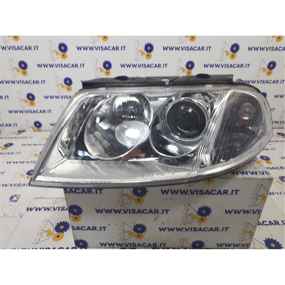 Portalampada Fanale Anteriore Sinistro Usato Dal 2000 Al 2006 Volkswagen Passat «Iv» Variant (2000)