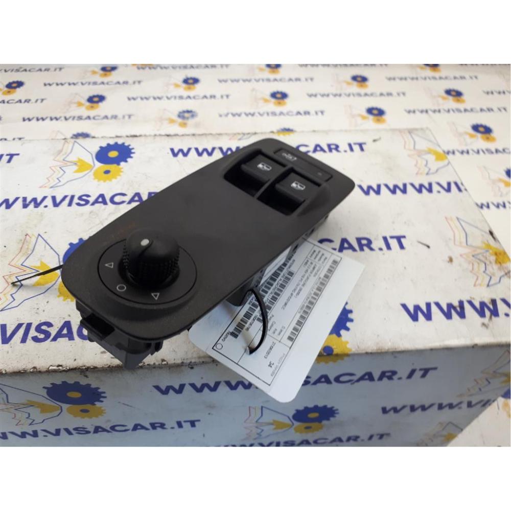 Pulsantiera Multifunzione Lato Guida Sinistro Usato Dal 2006 Citroen Jumper «Iii» (2006)