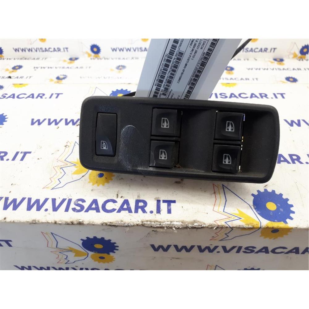 Pulsantiera Multifunzione Lato Guida Sinistro Usato Dal 2012 Dacia Lodgy (2012)