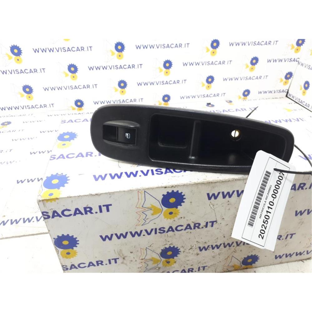 Pulsantiera Multifunzione Lato Guida Sinistro Usato Dal 2012 Al 2018 Fiat 500L (2013)