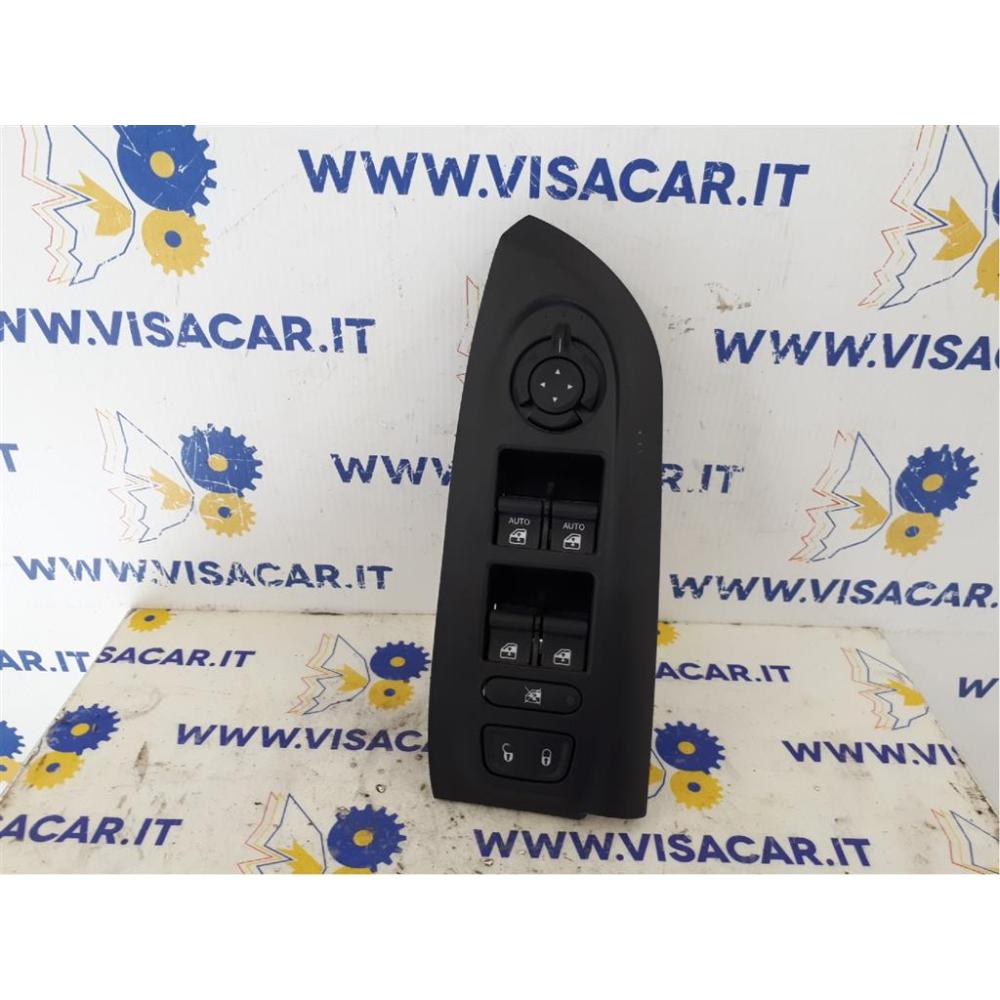 Pulsantiera Multifunzione Lato Guida Sinistro Usato Dal 2014 Fiat 500X (2015)