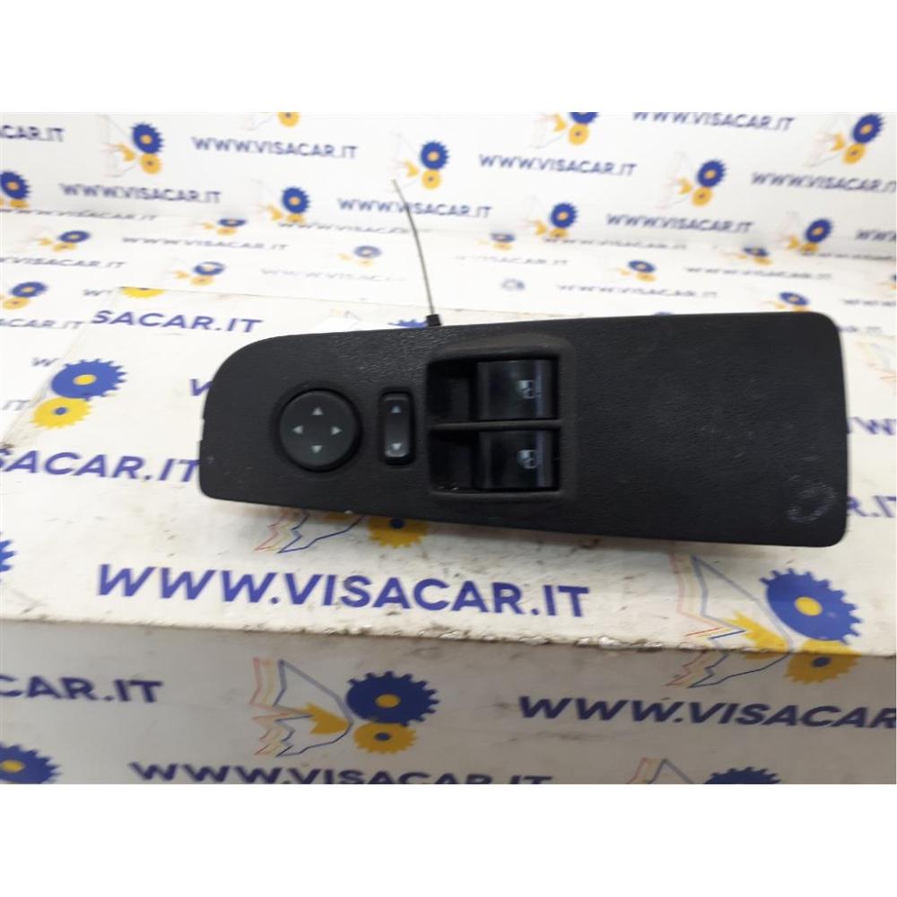 Pulsantiera Multifunzione Lato Guida Sinistro Usato Fiat Grande Punto (2006)