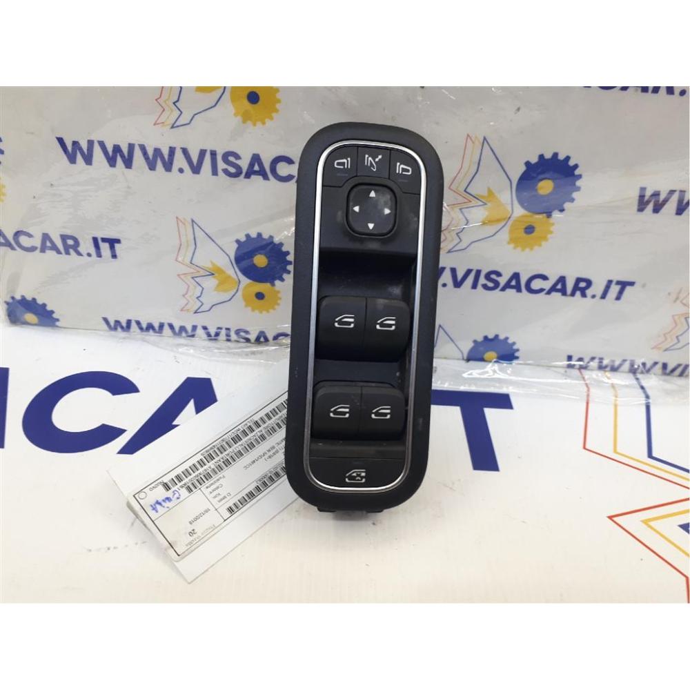 Pulsantiera Multifunzione Lato Guida Sinistro Usato Dal 2018 Mercedes Classe A «W177» (2018)