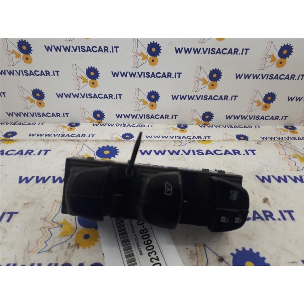 Pulsantiera Multifunzione Lato Guida Sinistro Usato Dal 2010 Al 2018 Nissan Juke «I» (2010)