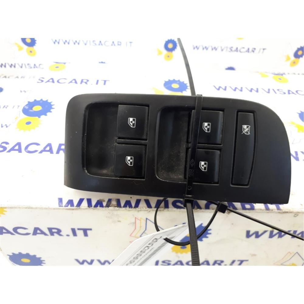 Pulsantiera Multifunzione Lato Guida Sinistro Usato Dal 2011 Opel Zafira «C» (2012)