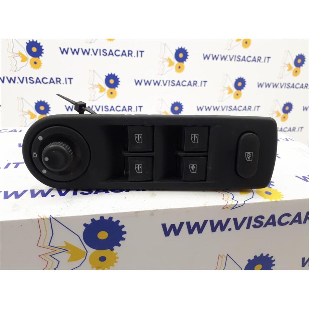 Pulsantiera Multifunzione Lato Guida Sinistro Usato Dal 2013 Al 2017 Renault Captur «I» (2013)
