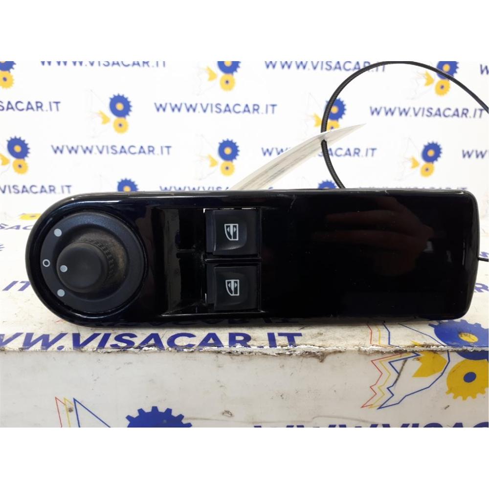 Pulsantiera Multifunzione Lato Guida Sinistro Usato Renault Clio «Iv» (2016)