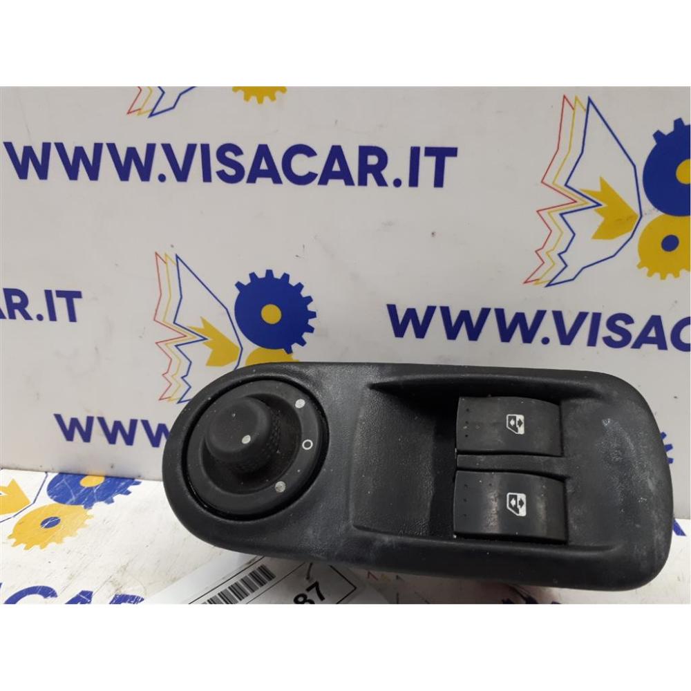 Pulsantiera Multifunzione Lato Guida Sinistro Usato Dal 2010 Al 2014 Renault Master «Iv» (2010)