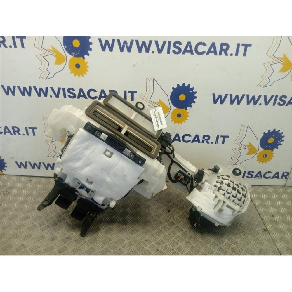 Scatola Riscaldamento Usato Dal 2016 Al 2021 Peugeot 3008 «Ii» (2016)