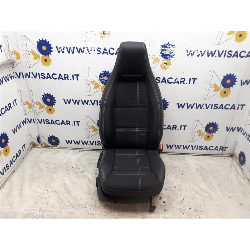 Sedile Anteriore Destro Usato Dal 2012 Al 2015 Mercedes Classe A «W176» (2013)