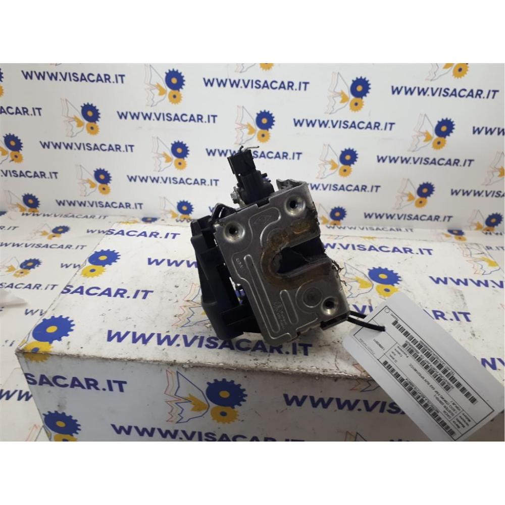 Serratura Porta Anteriore Destro Usato Dal 2010 Dacia Duster «I» (2010)